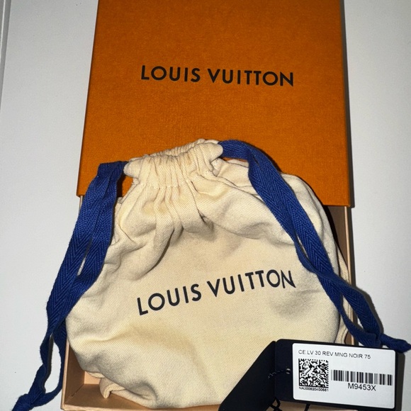 Louis Vuitton Reversible Women’s Belt